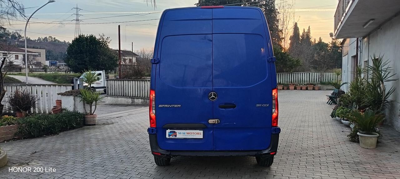 MERCEDES Sprinter 311 2.1 cdi F 39/33 fwd H2 my20