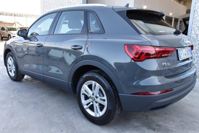 AUDI Q3 35 TDI S tronic Business *Cockpit, led, Navi*