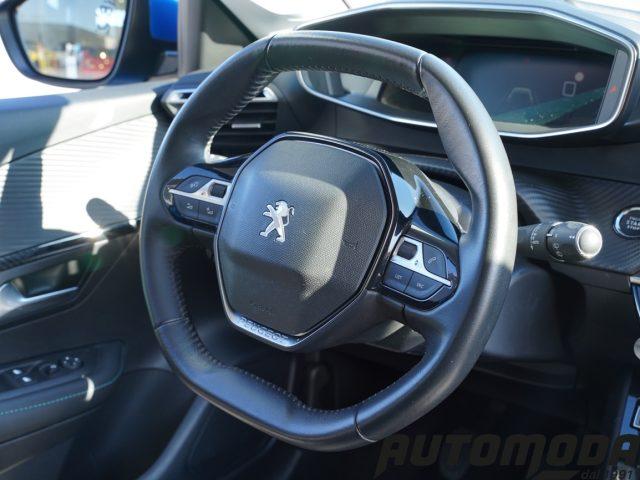 PEUGEOT 208 1.2/B PURETECH