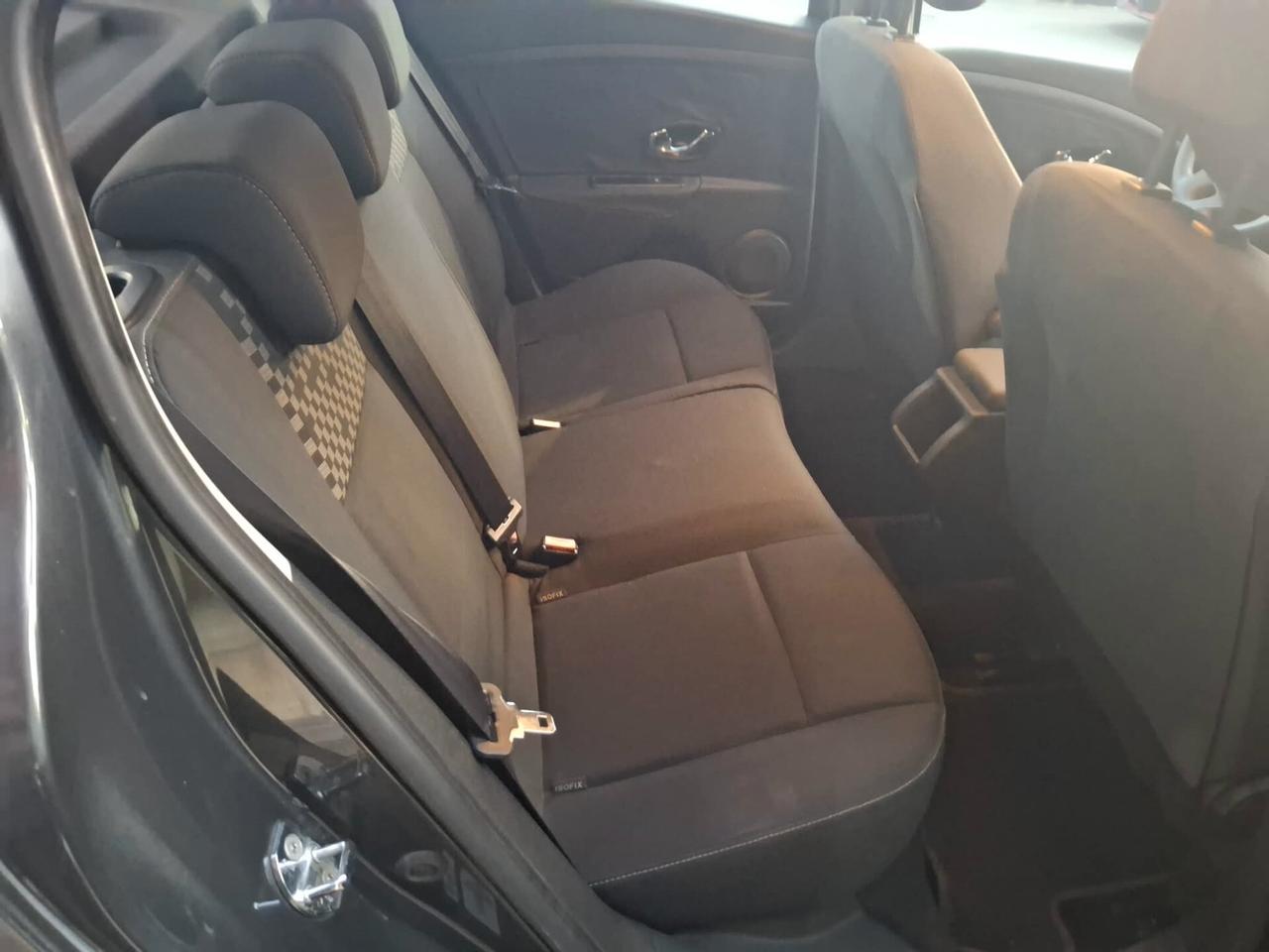 Renault Megane Mégane 1.5 dCi 110CV Wave