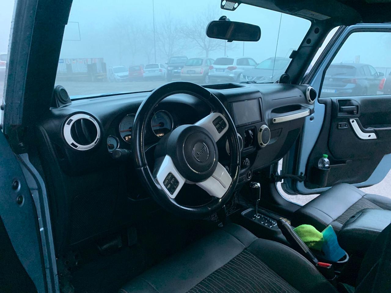 Jeep Wrangler unlimited artic-tdi-200 cv-4x4-con ridotte-full optionals-completamente manutentato
