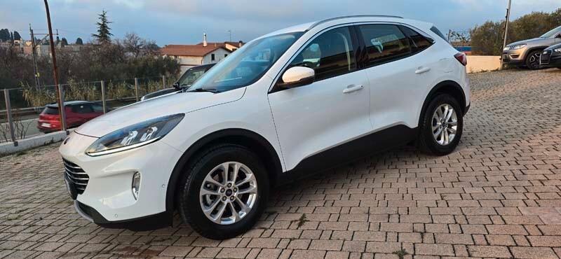 Ford Kuga 2.0 Diesel Hybrid 150 CV 2WD Titanium