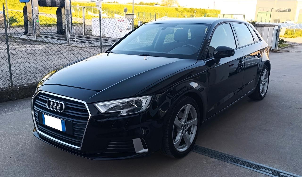 Audi A3 SPB 1.6 TDI 110cv Sport - Uniproprietario - Service completo