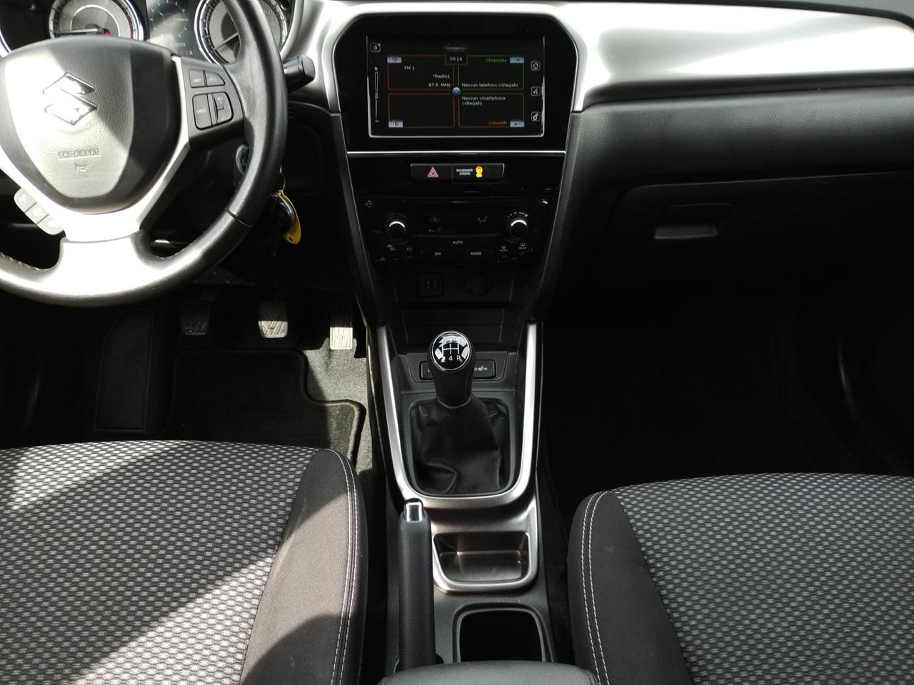 Suzuki Vitara 1.0 boosterjet Starview 2wd