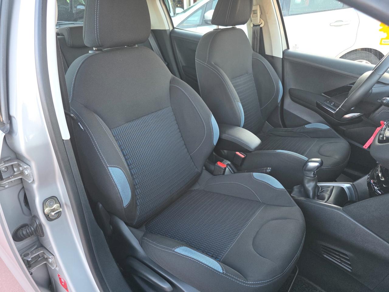 Peugeot 208 1.2 VTi Allure