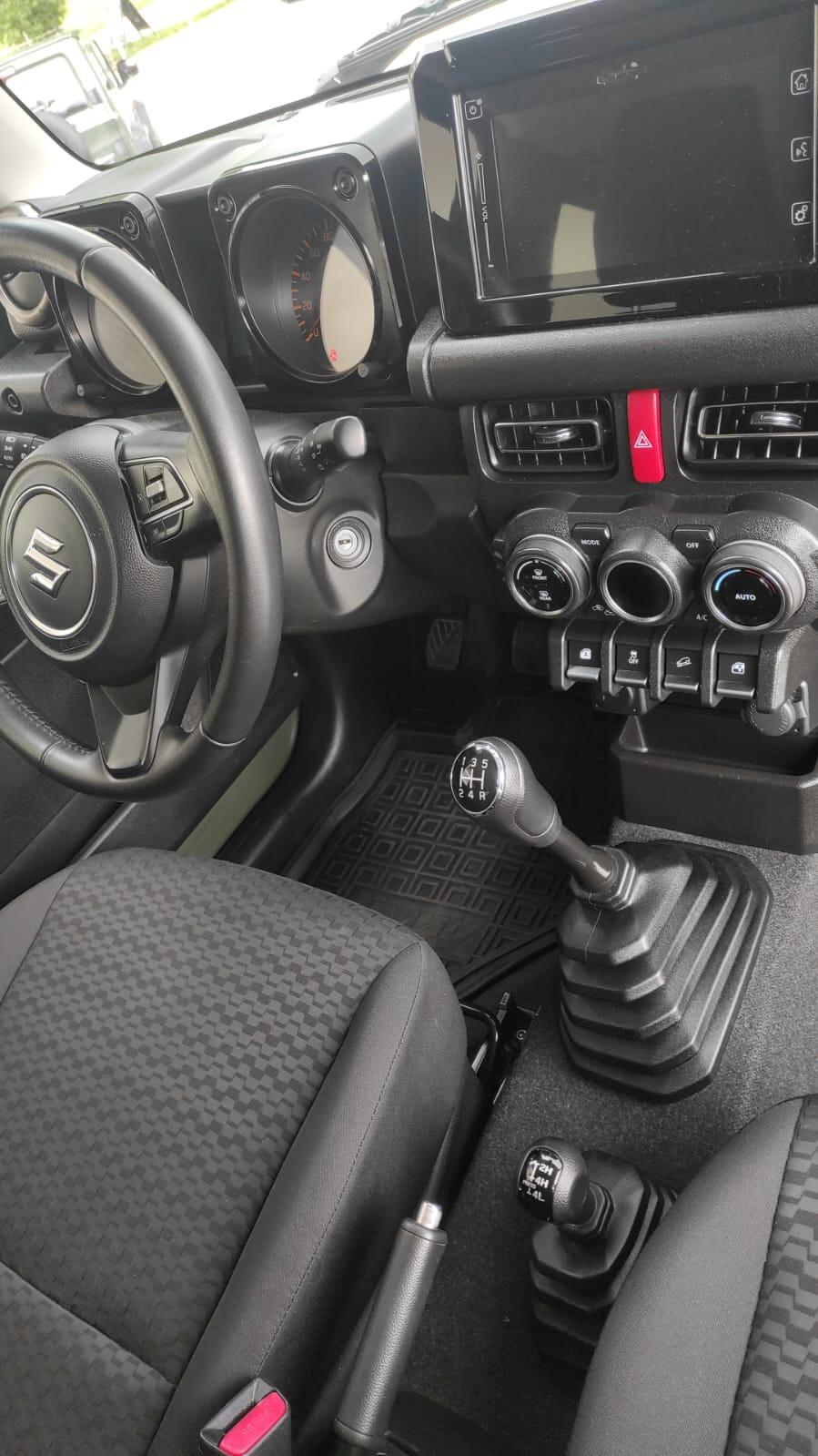 SUZUKI JIMNY TOP 4 POSTI 1.5 BENZINA 4X4 RIDOTTE