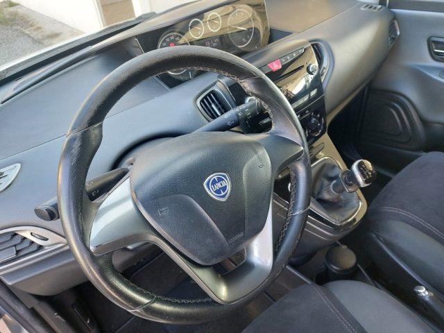 LANCIA Ypsilon 1.2 69 CV 5 porte GPL Ecochic Gold
