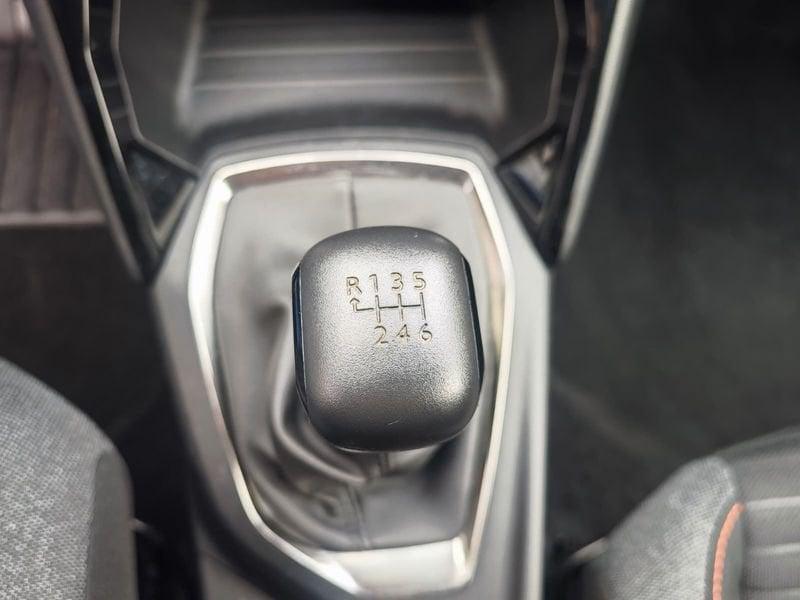 Peugeot 2008 2008 PureTech 100 S&S Allure