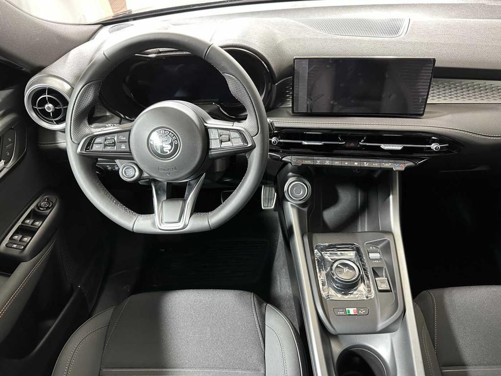 Alfa Romeo Tonale 1.3 phev Sprint Q4 280cv at6