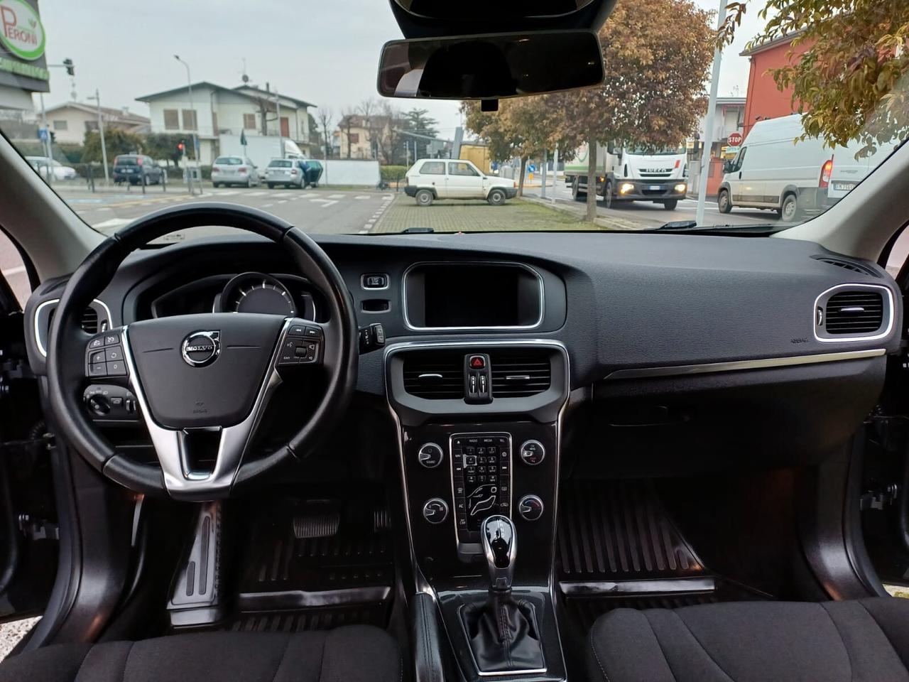 Volvo V40 D2 Geartronic Business