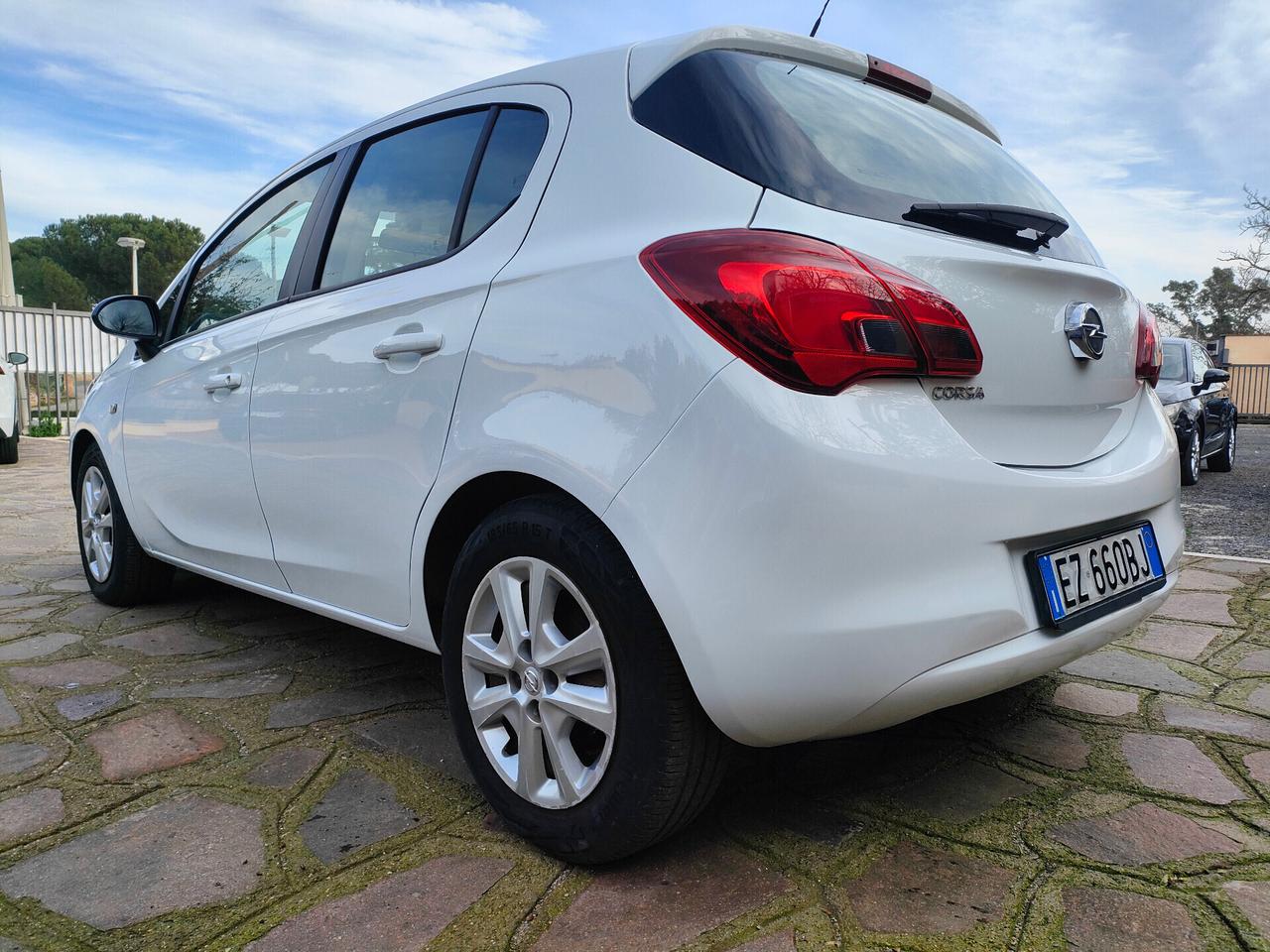 Opel Corsa 1.4 90CV 5 porte Cosmo KM.52.465