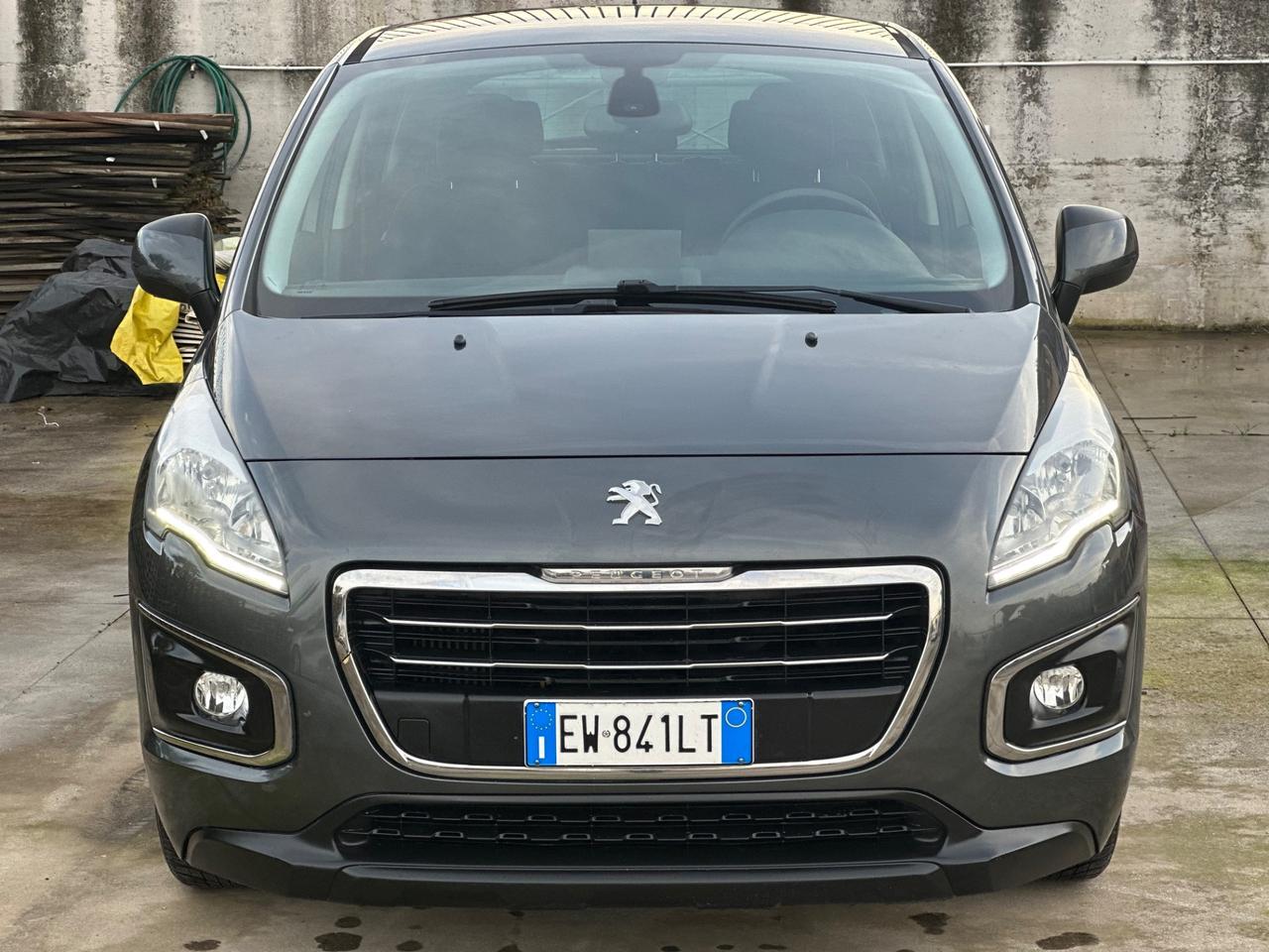 Peugeot 3008 1.6 HDi 115CV Business MY 2014
