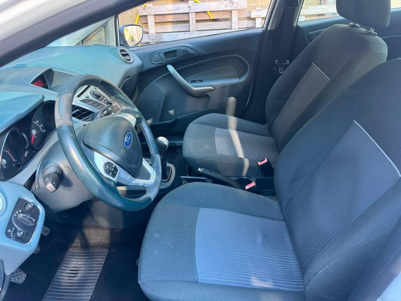 Ford Fiesta 1.4 TDCi 5p. Ghia