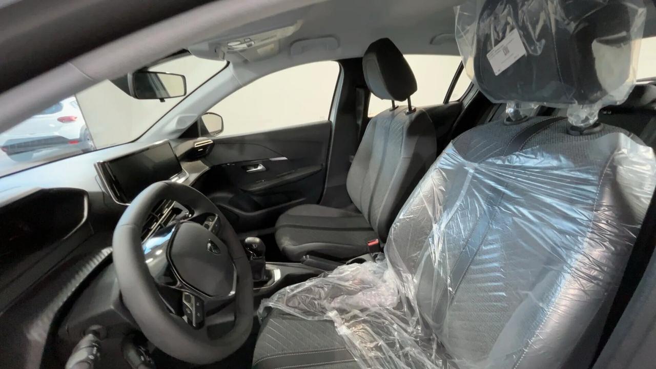 Peugeot 208 1.2 75CV KM0