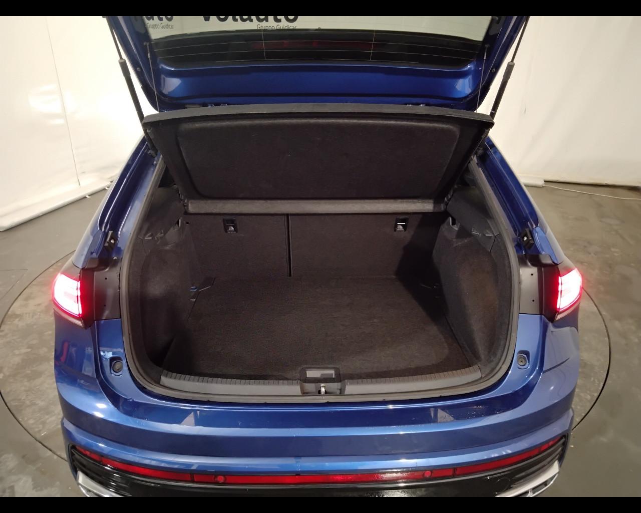 VOLKSWAGEN Taigo - Taigo 1.5 tsi R-Line 150cv dsg