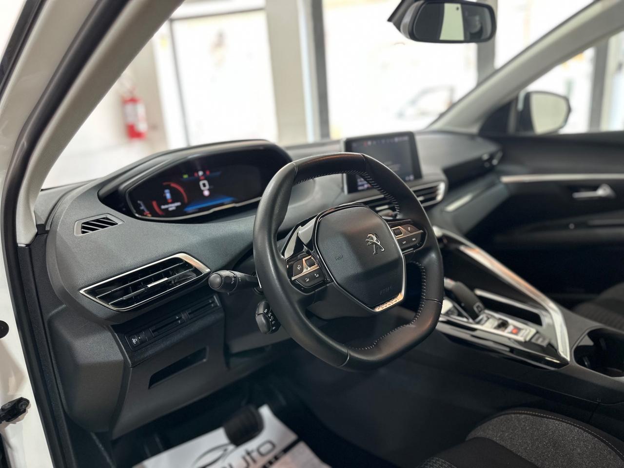 Peugeot 3008 BlueHDi 130 S&S EAT8 Business