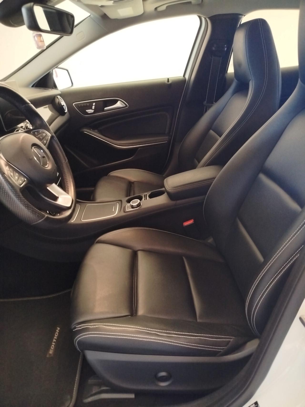 Mercedes-benz GLA 200 d Automatic 4Matic Premium Amg