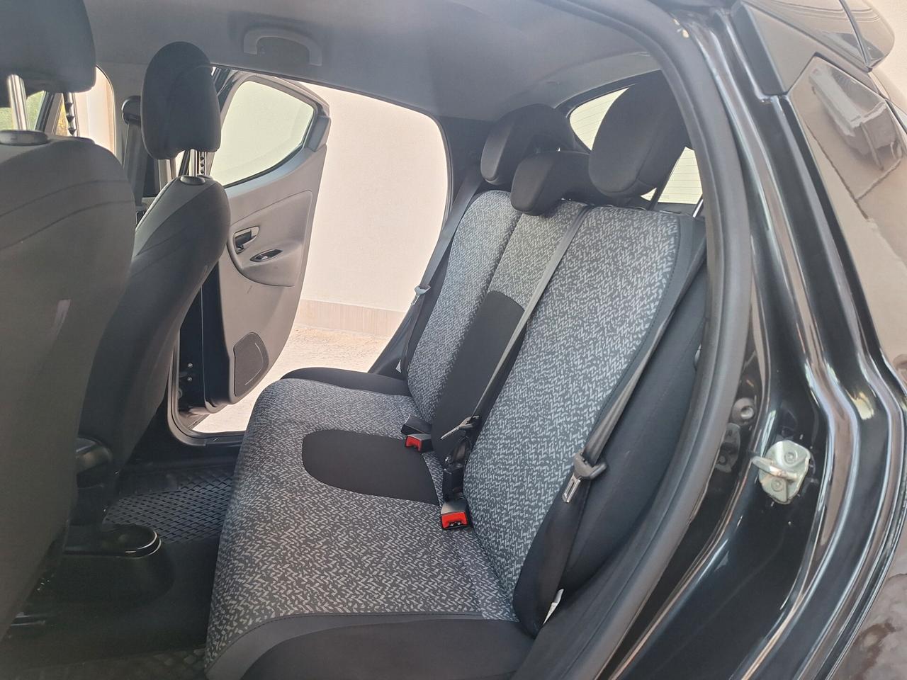 Lancia Ypsilon 1.0 Hybrid GOLD 2022