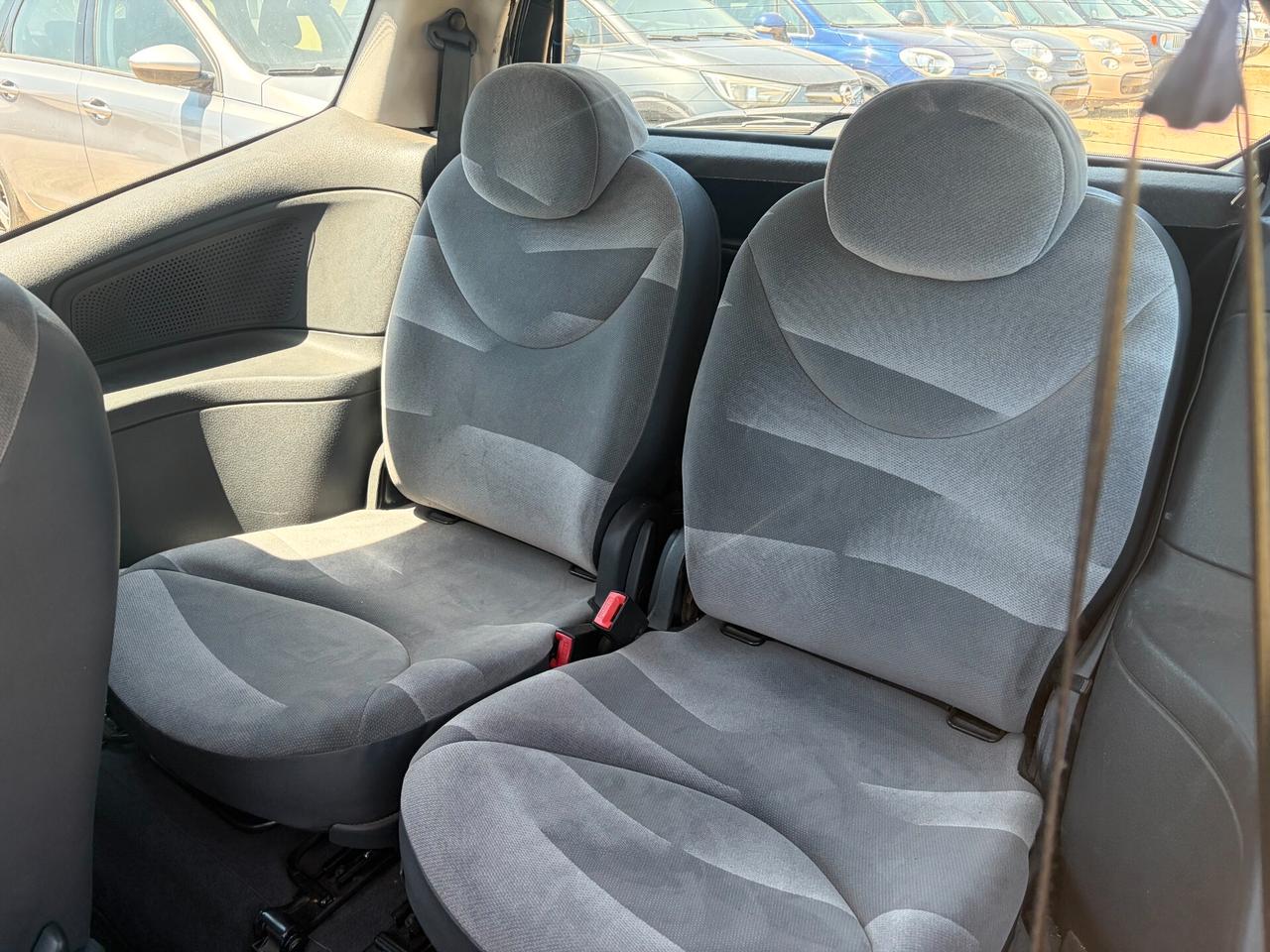 CITROEN C2 1.1 60CV 100.000 KM ADATTA NEOPATENTATI