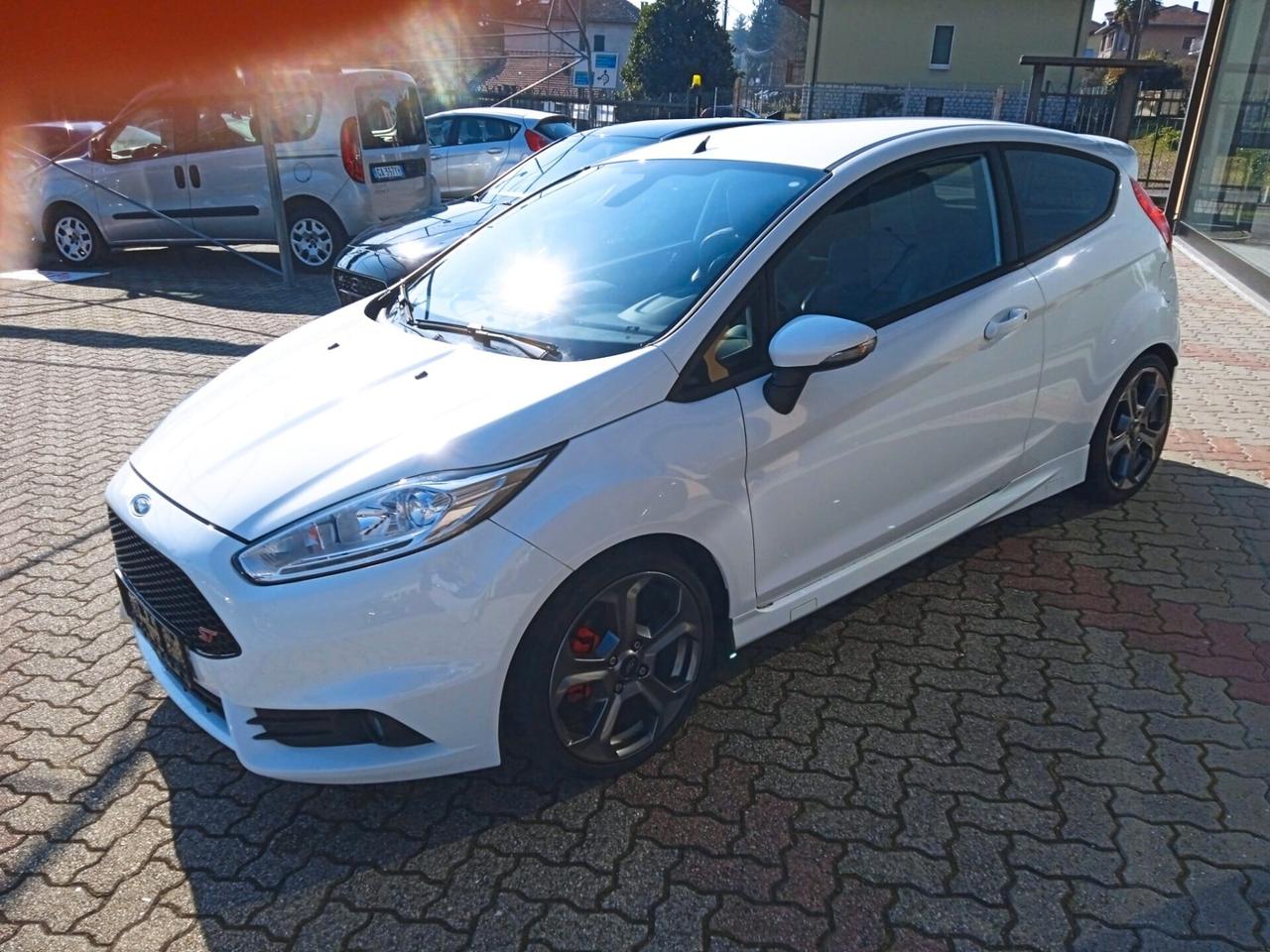 Ford Fiesta ST SENS PARK 17" VETRI SCURI NAVIGATORE IN ARRIVO OPZIONABILR