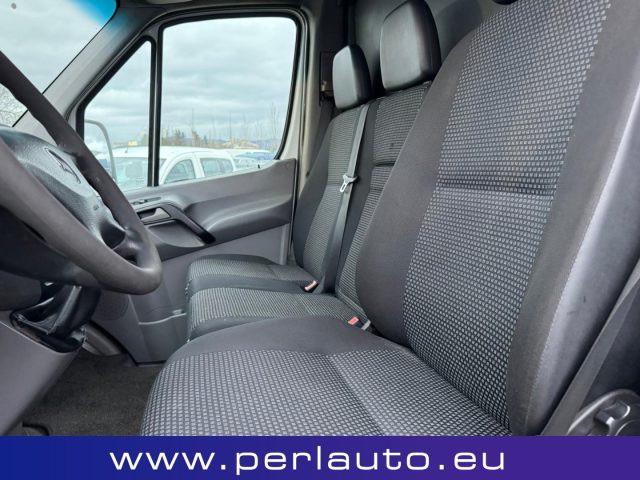 MERCEDES-BENZ Sprinter F37/30 211 CDI TN Furgone