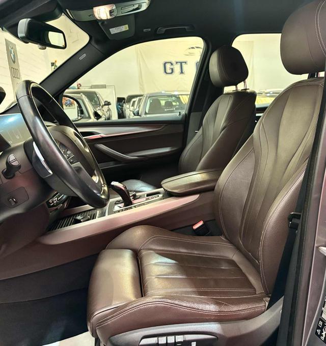 BMW X5 xDrive30d 258CV Luxury ** TUTTA TAGLIANDATA BMW **