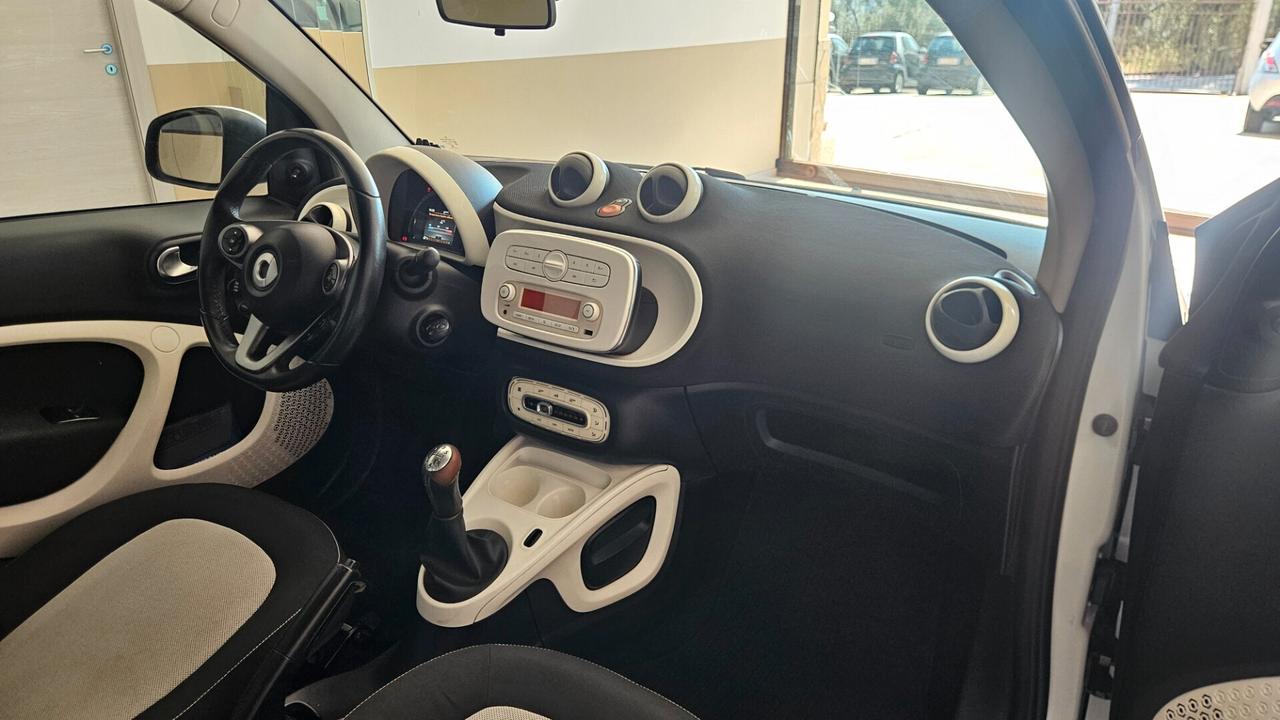 Smart ForTwo 1000 52 kW MHD coupé passion