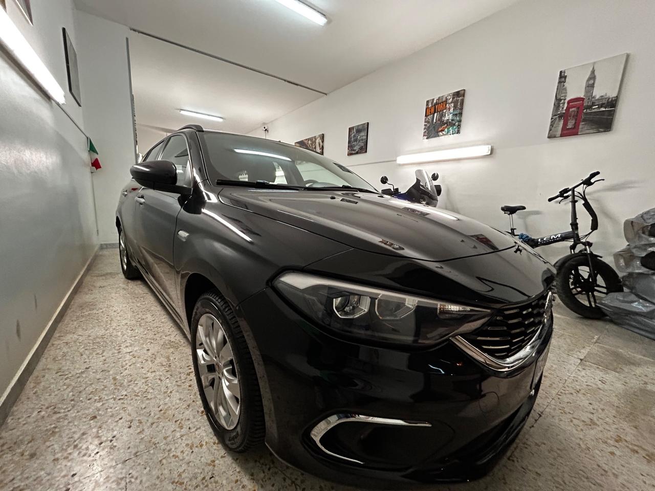 Fiat Tipo 1.6 Mjt S&S SW Lounge