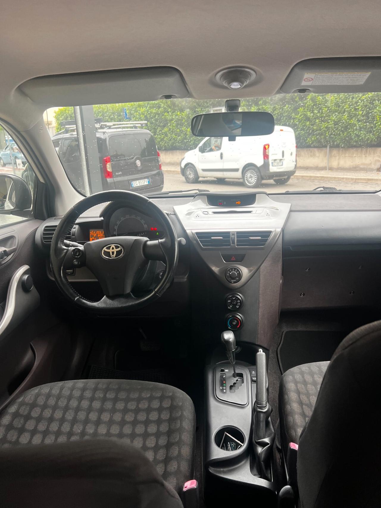 Toyota iQ 1.0 Multidrive AUTOMATICA KM 90 MILA