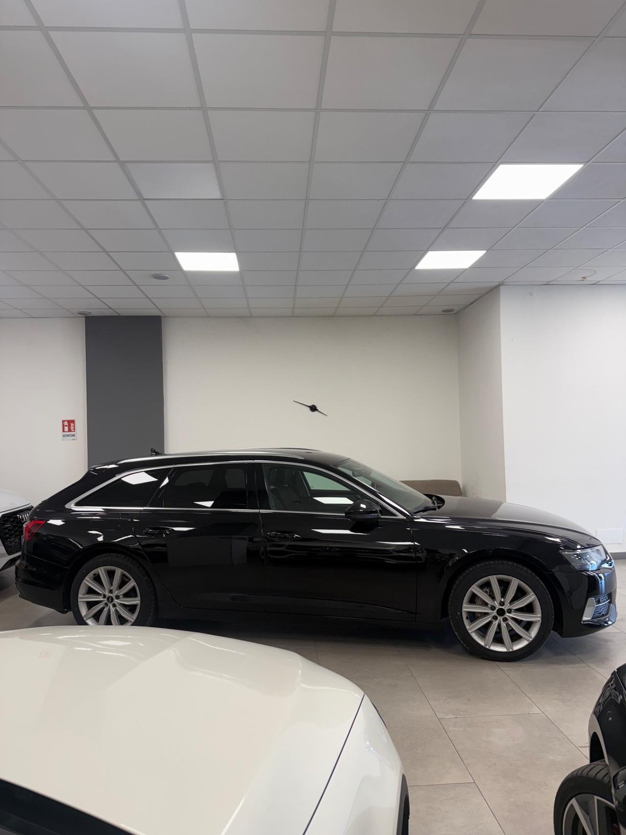 Audi A6 Avant 40 2.0 TDI S tronic Business Design