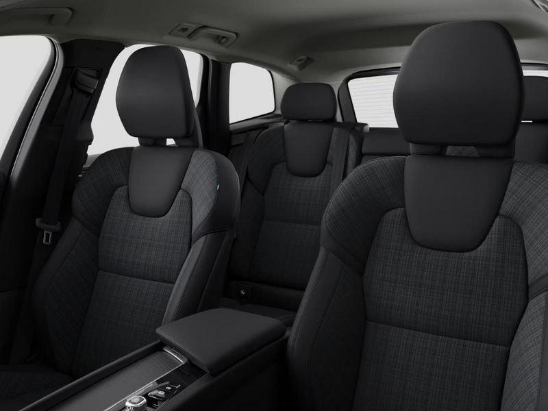 Volvo XC60 B5 AWD automatico Core