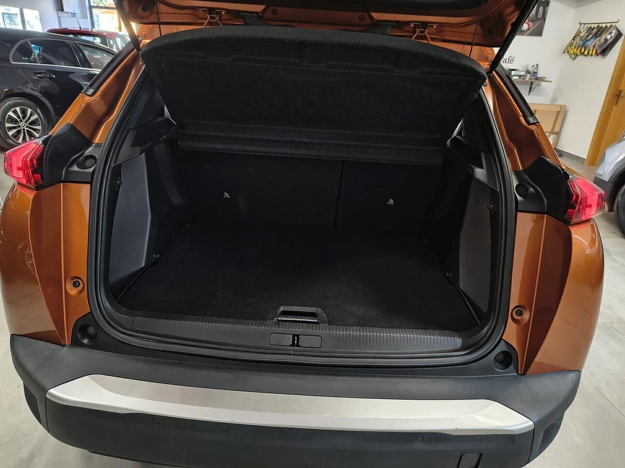 Peugeot 2008 BlueHDi 130 S&S EAT8 Allure