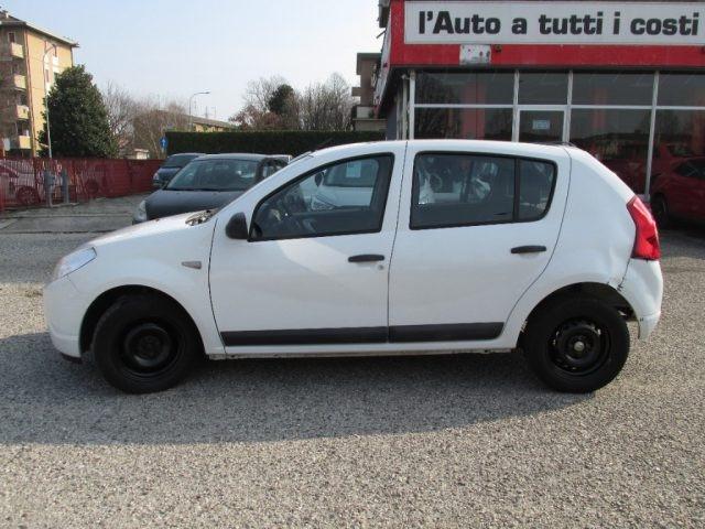 DACIA Sandero 1.4 8v GPL - OK Neopatentati - "LEGGERE BENE NOTE"