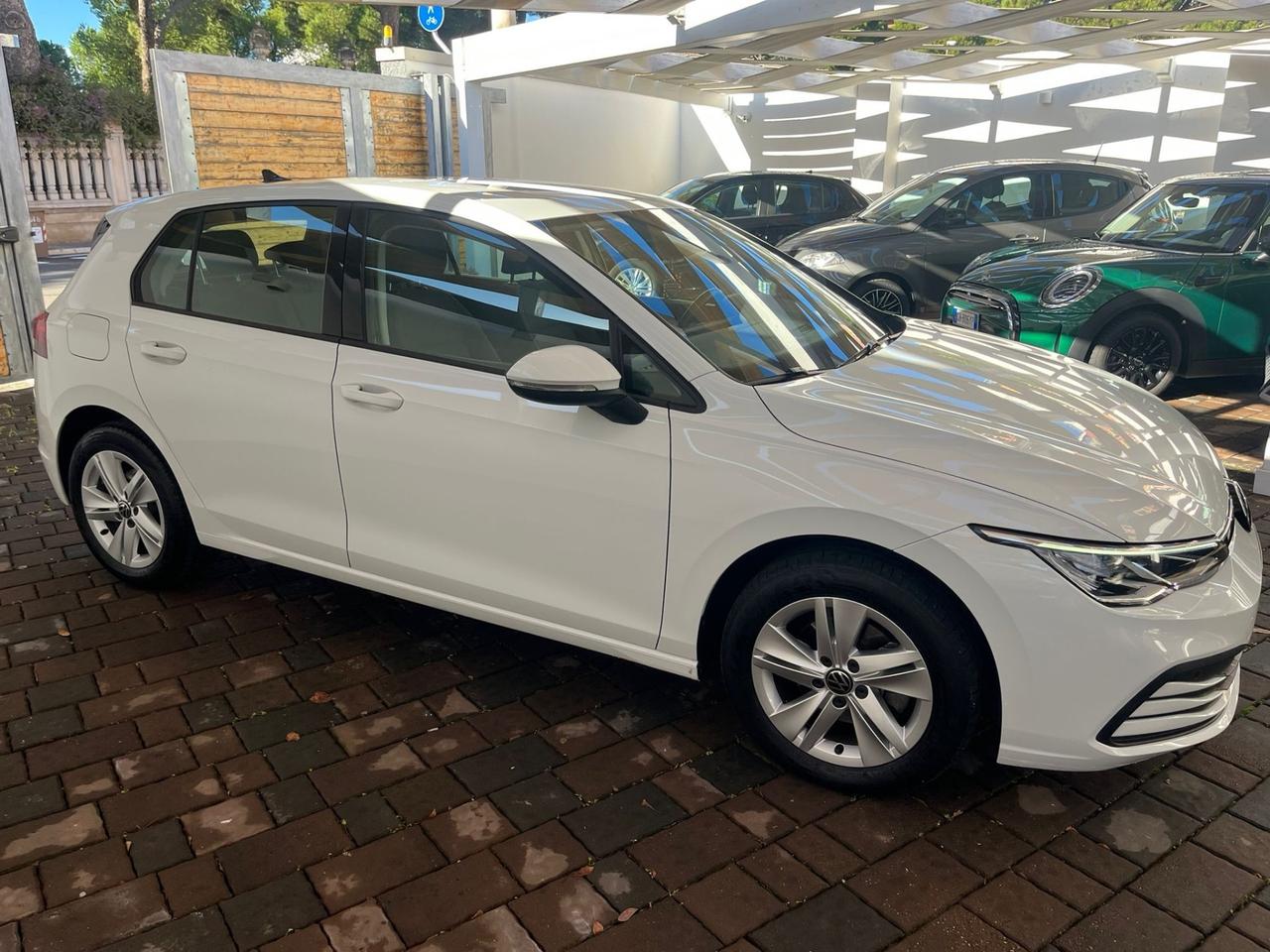 Volkswagen Golf 1.0 eTSI EVO DSG Life