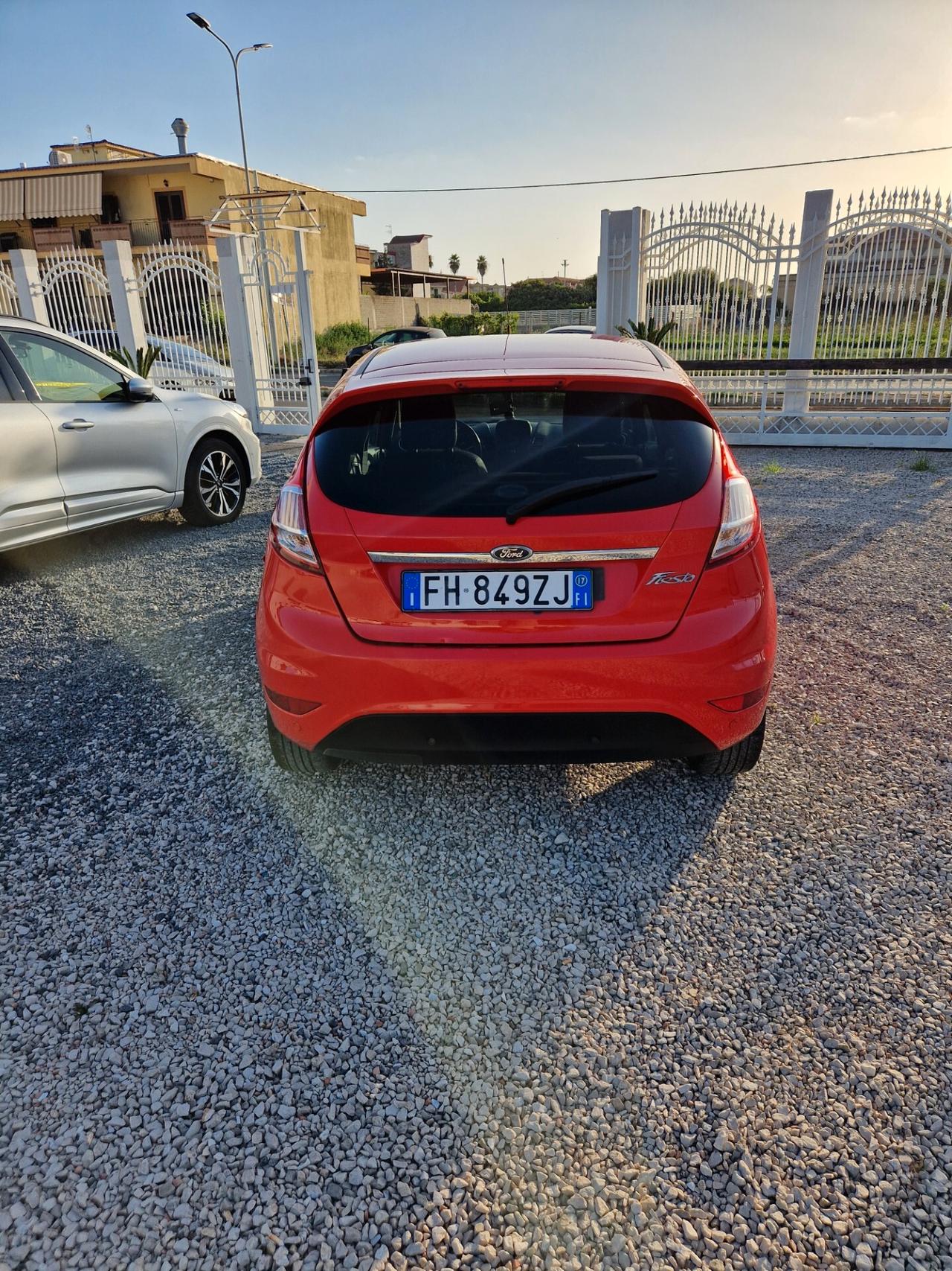 Ford Fiesta Plus 1.4 5 porte Bz.- GPL