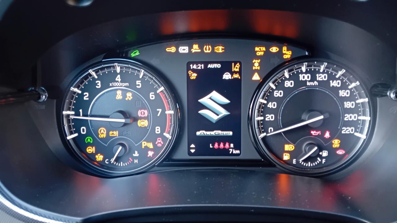 Suzuki Vitara 1.4 Hybrid 4WD AllGrip Top ** SENZA VINCOLO DI FINANZIAMENTO**