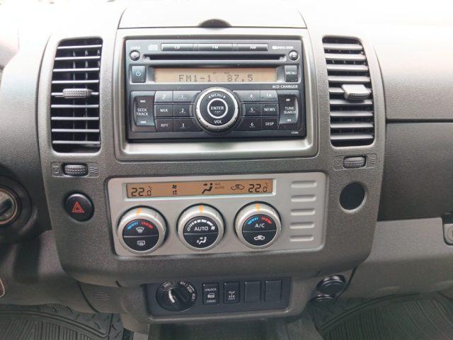 NISSAN Navara 2.5 dCi 4 porte Double Cab LE N1 - Gancio HArd Top