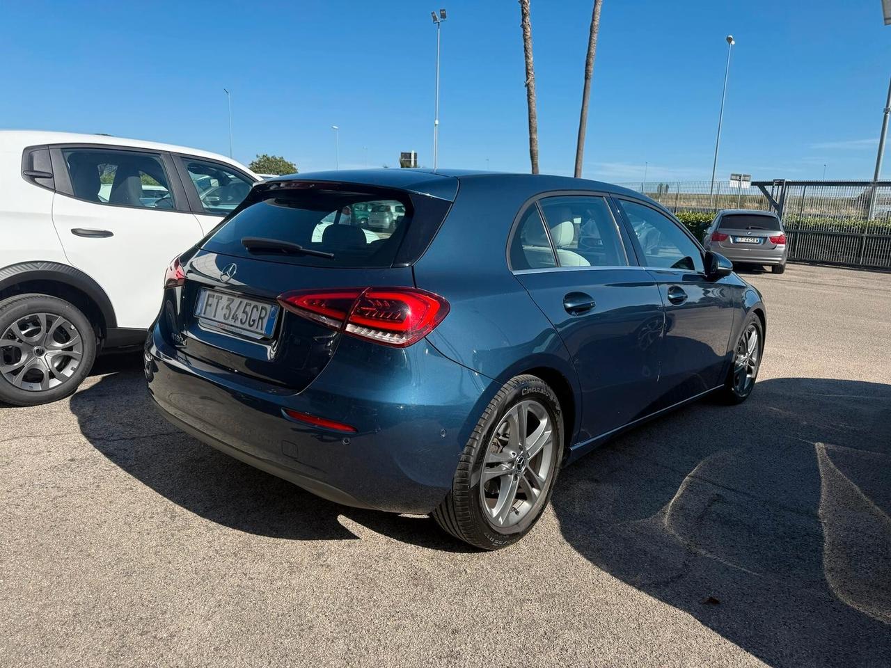 Mercedes-benz A 180 d Automatic Premium C/A