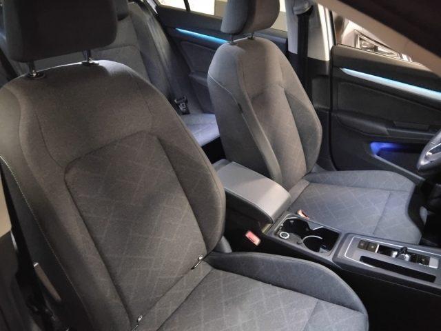 VOLKSWAGEN Golf 1.0 eTSI EVO Life DSG 17" MHEV C/GRIMALDI SP.DAY