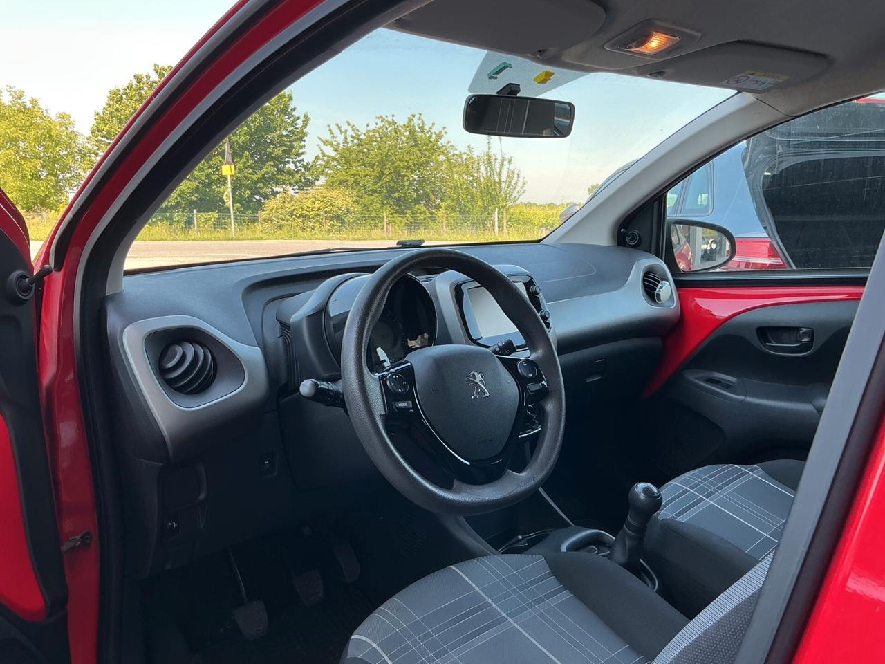Peugeot 108 1.0 benzina Neopatentati