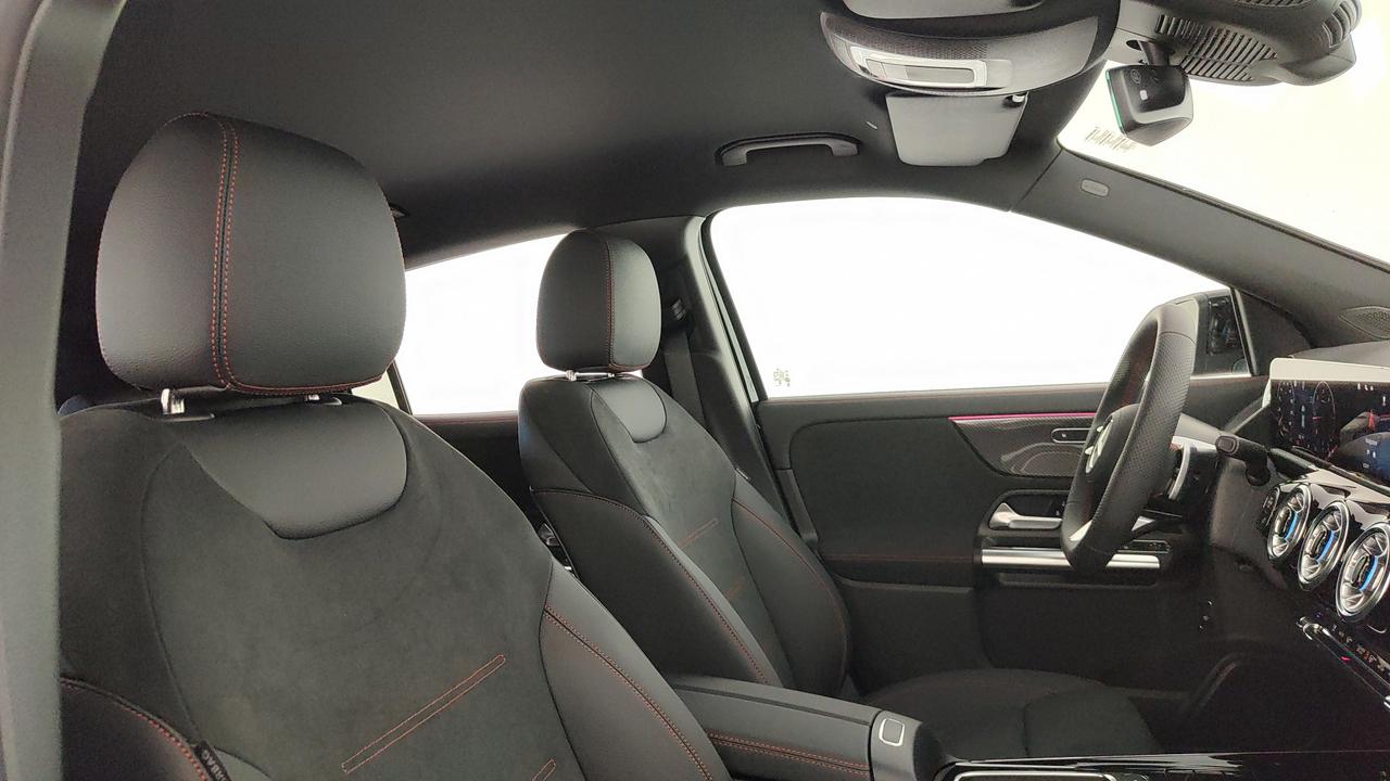 Mercedes-Benz GLA 200 d automatic