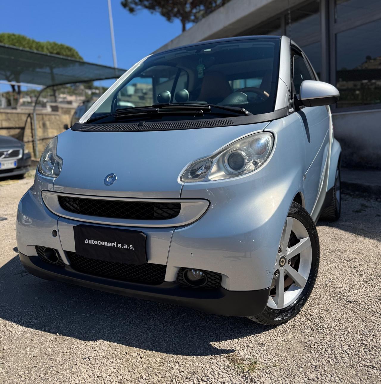 Smart ForTwo 1000 52 kW coupé limited two