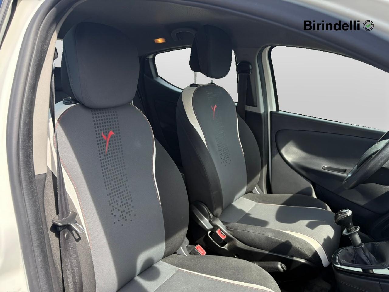 LANCIA Ypsilon 3ª serie - Ypsilon 1.2 69 CV 5 porte Elefantino