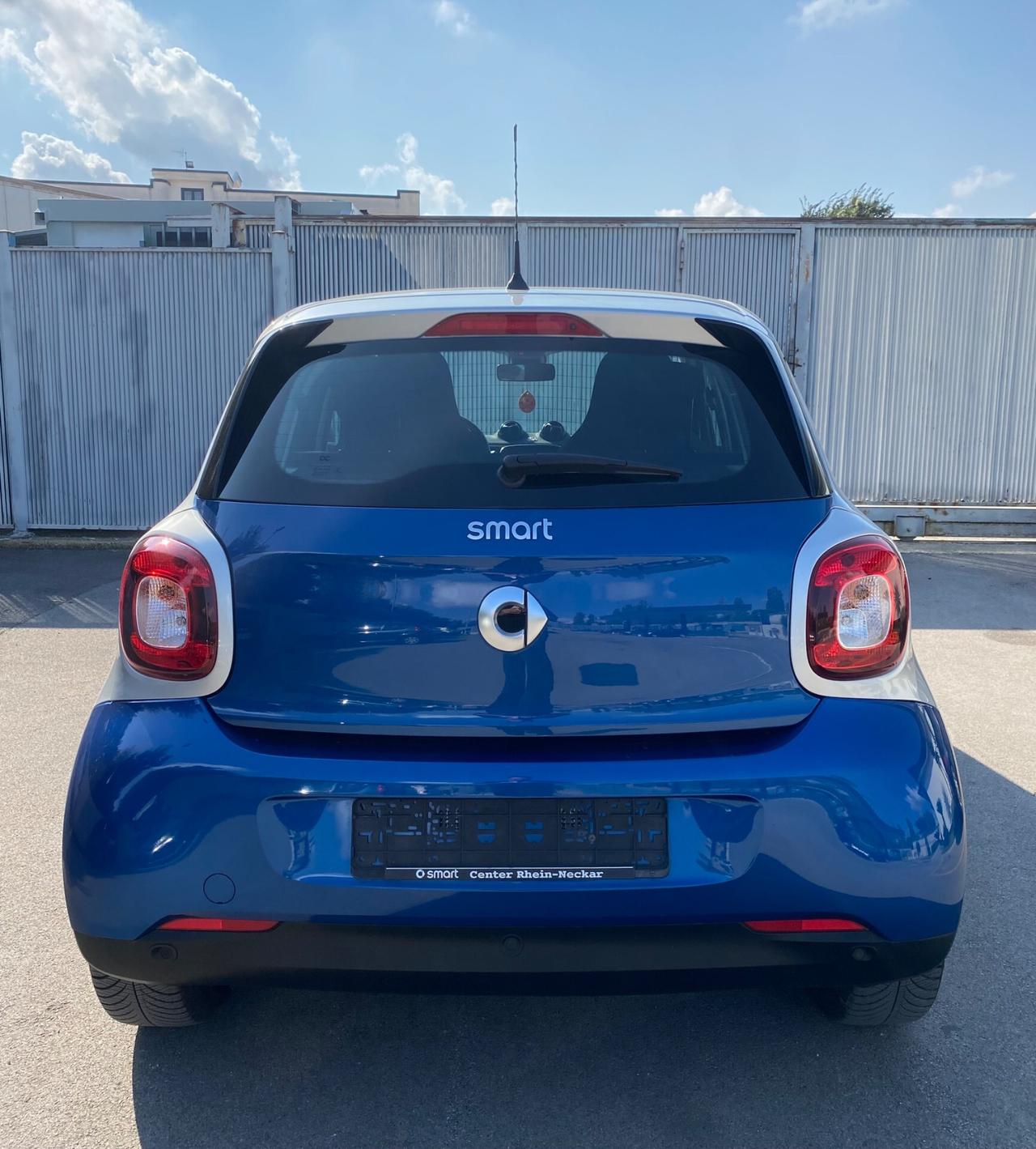 Smart ForFour 70 1.0 Passion