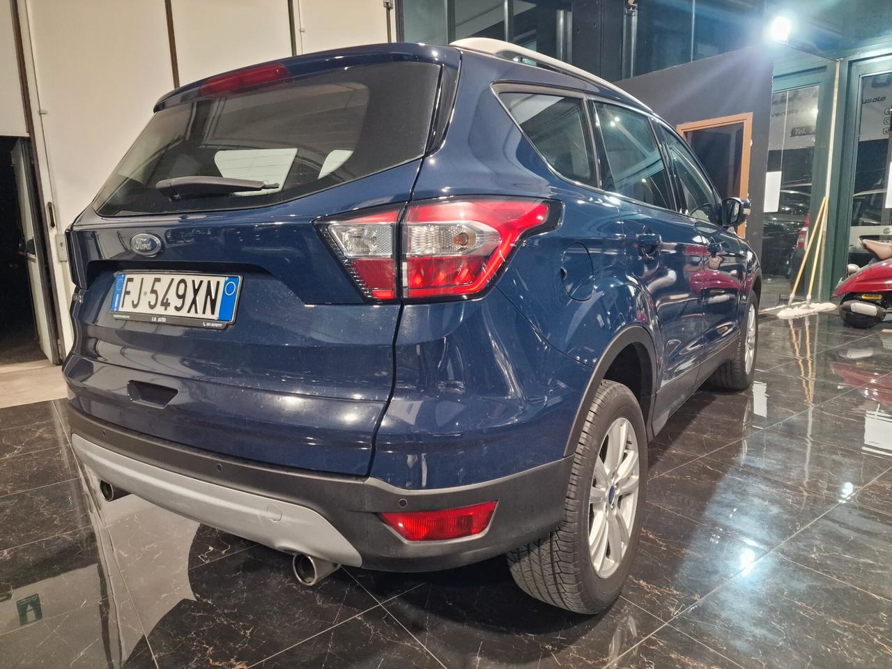 Ford Kuga 1.5 TDCI 120 CV S&S 2WD ST-Line Business
