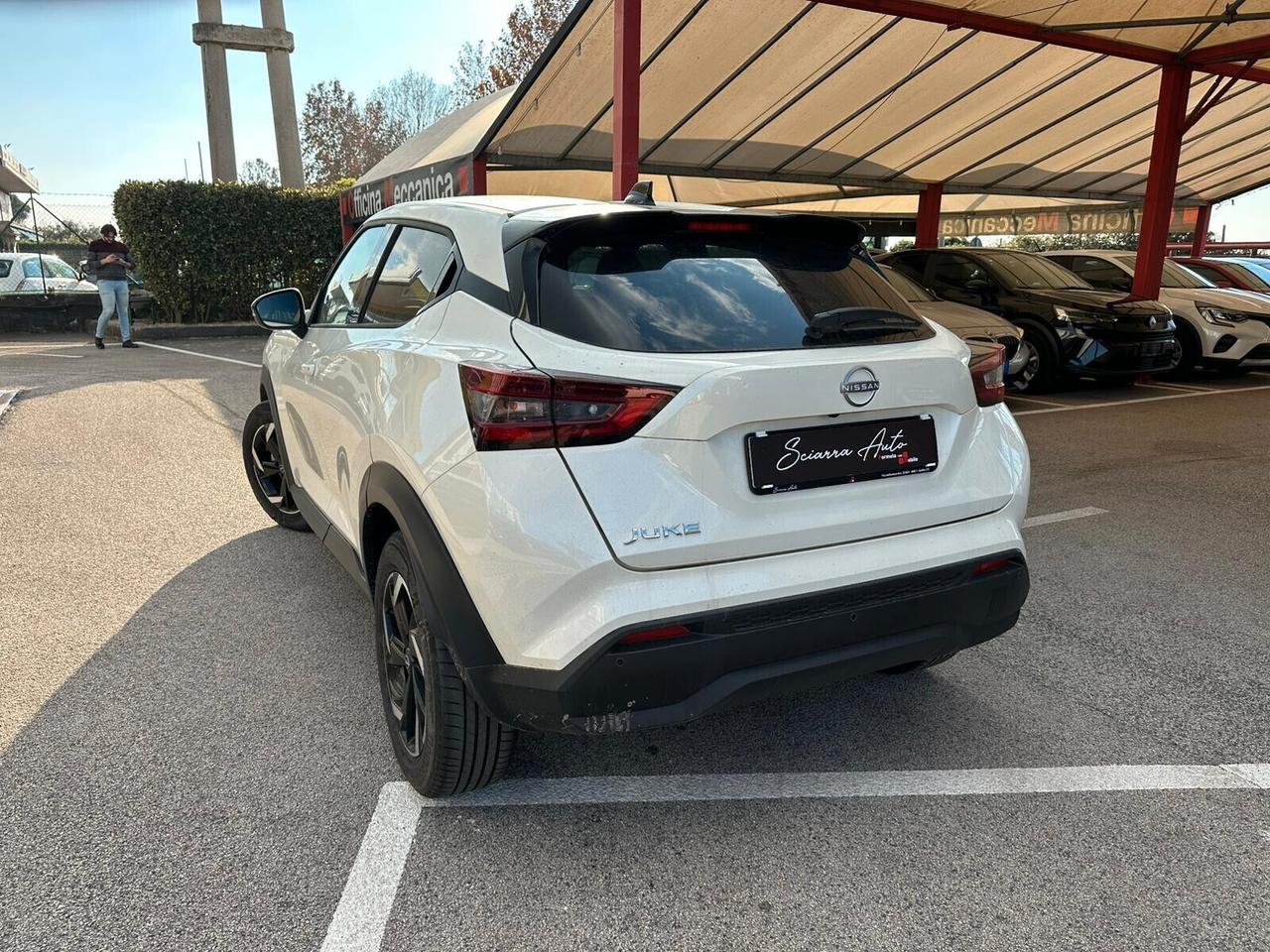 Nissan Juke 1.0 DIG-T 114 CV N-Connecta