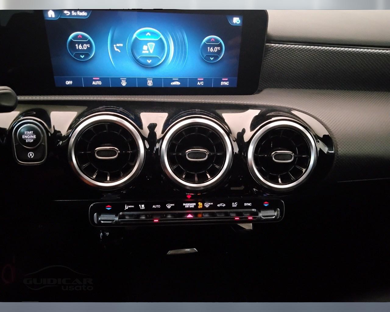 Mercedes-Benz Classe A - W177 2018 - A 180 d Sport auto