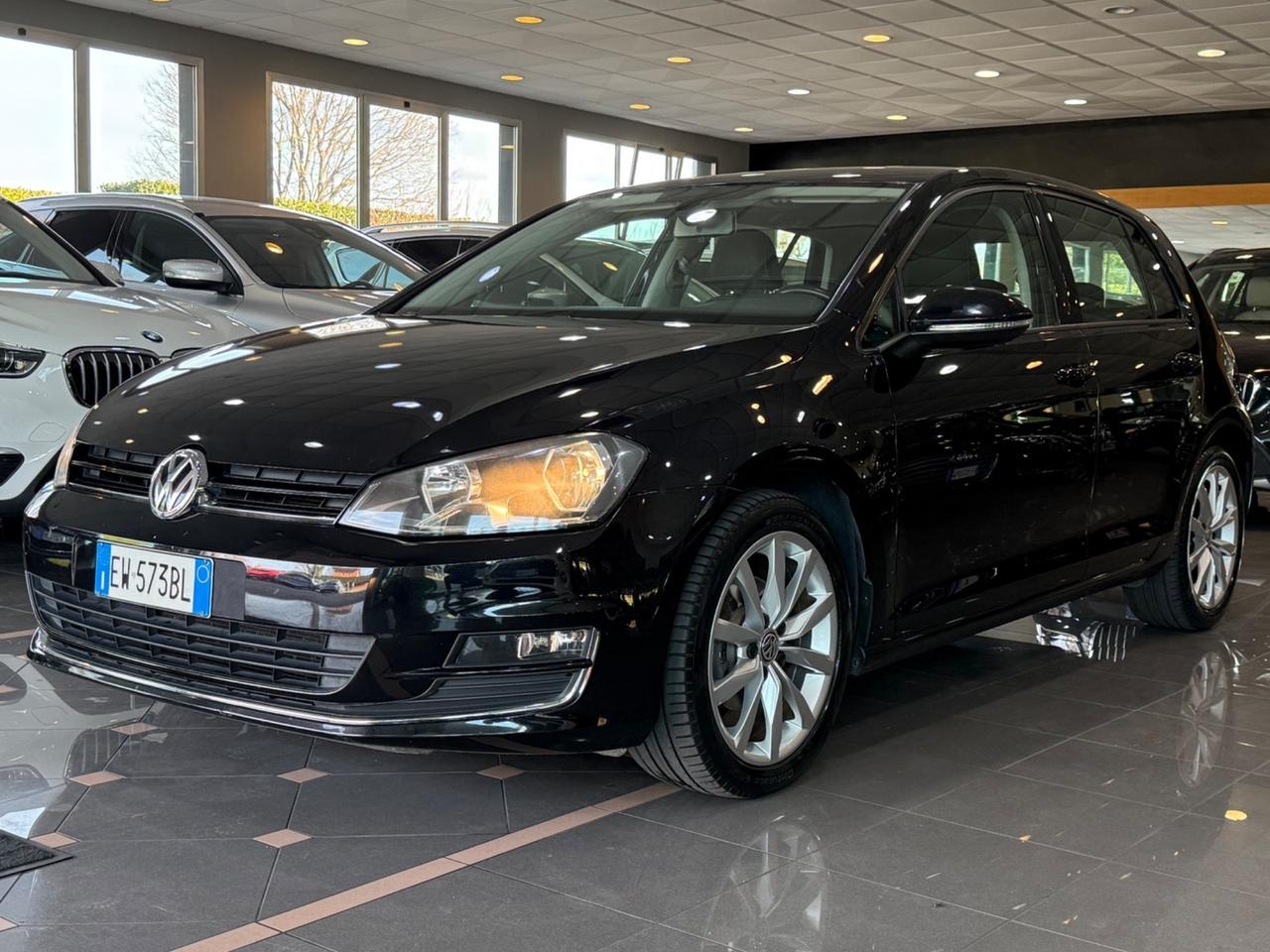 Volkswagen Golf 5p 1.6 tdi Comfortline