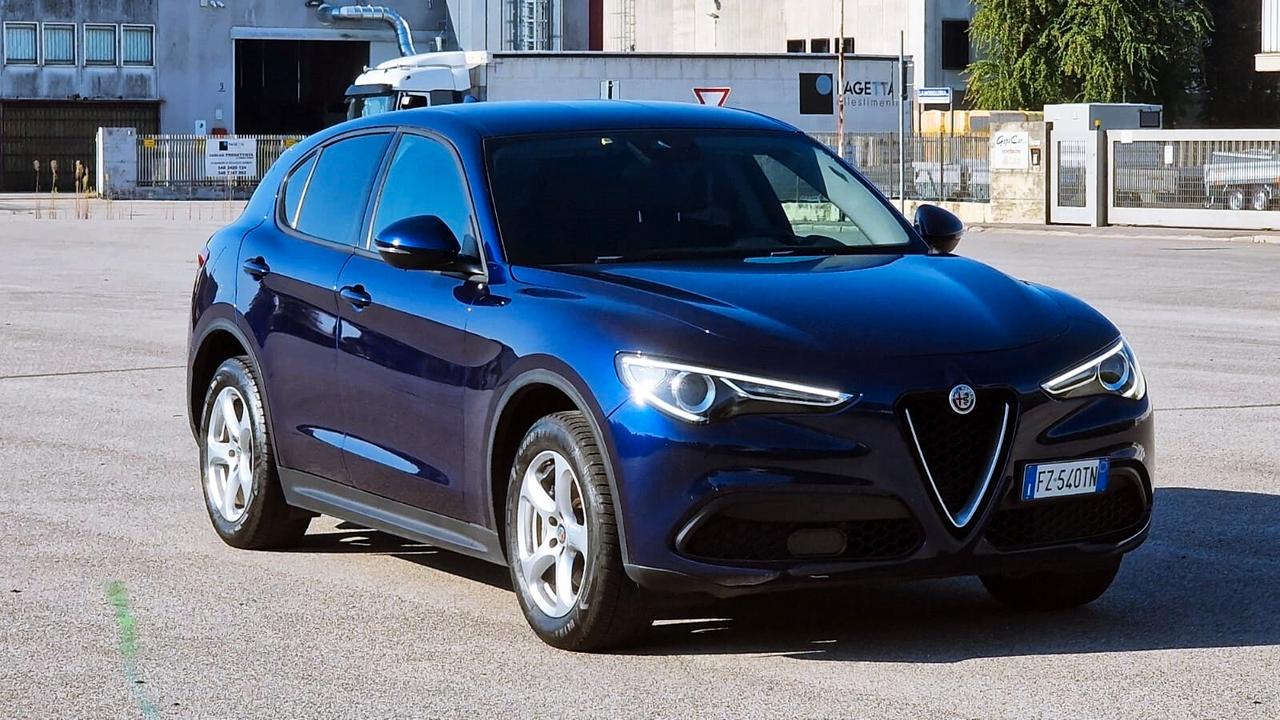 Alfa Romeo STELVIO 2.2 190CV 4x4 Gancio Traino