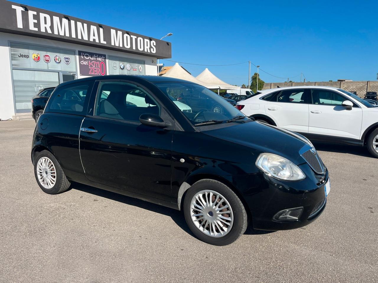 Lancia Ypsilon 1.2 Oro